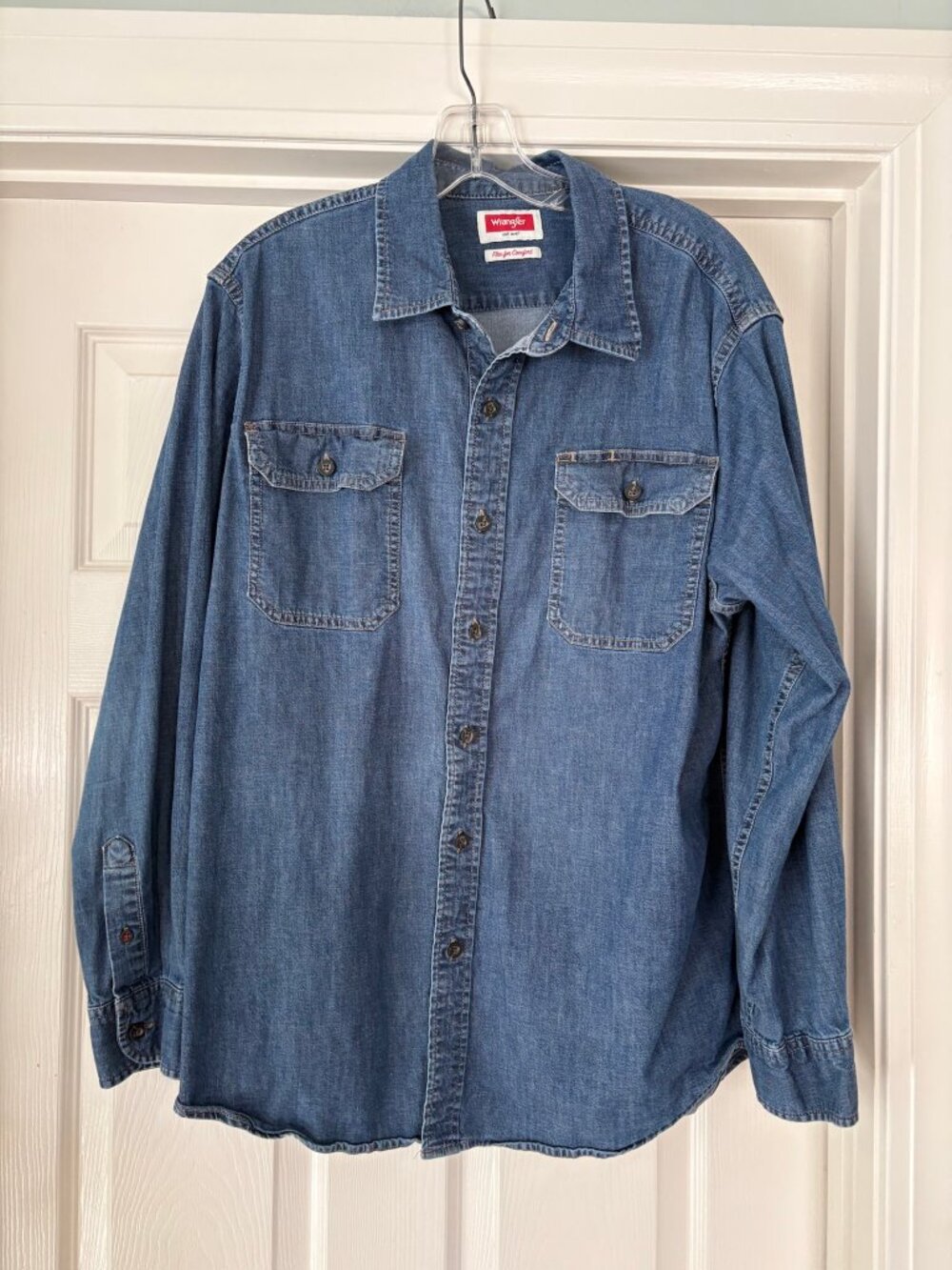 Vtg Wrangler Flex for Comfort denim button-up, men’s L/XL